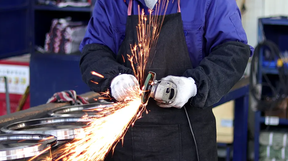 Slewing bearing repair service
